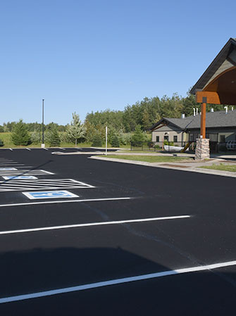 Commercial Asphalt uses premium-grade commercial materials and expert crews for professional sealcoating results.